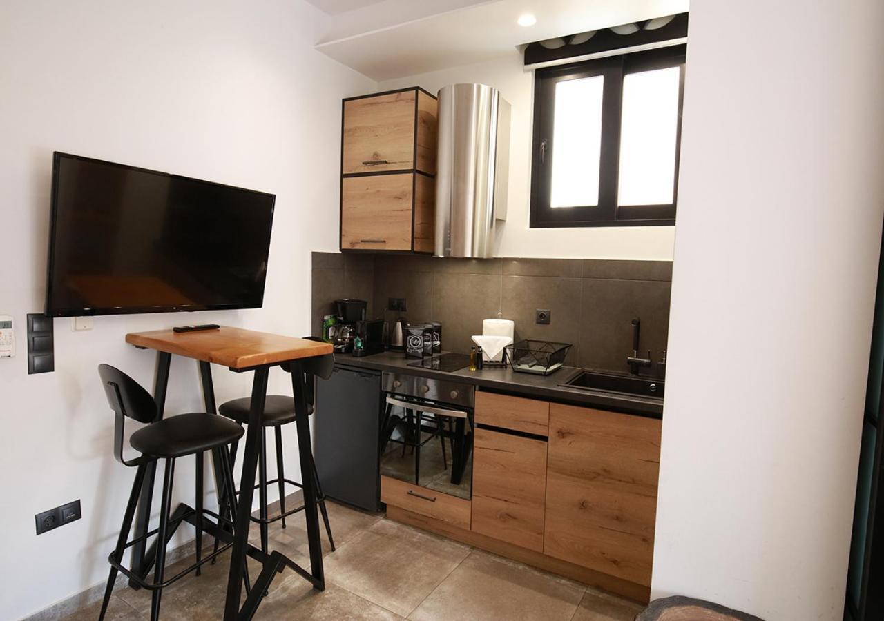 Emily In Athens - Central Design Awarded Flat Syntagma E3 Exterior photo
